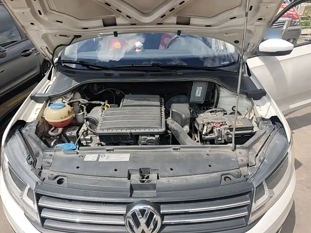 Volkswagen Santana — миниатюра 20