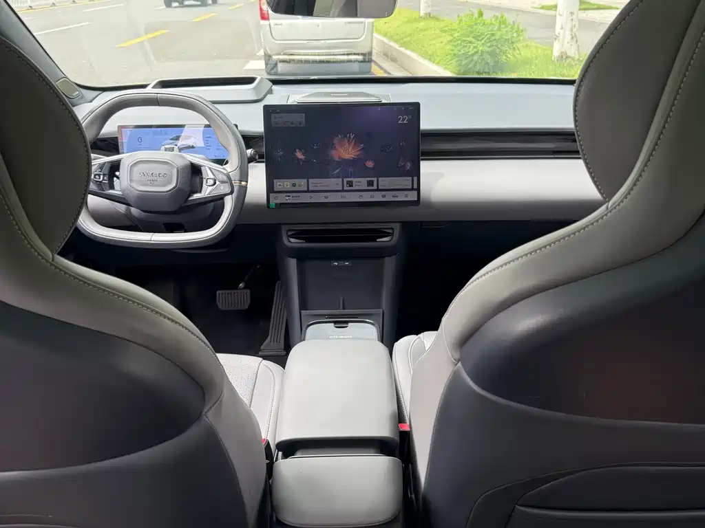 Lynk & Co Z20 — миниатюра 13