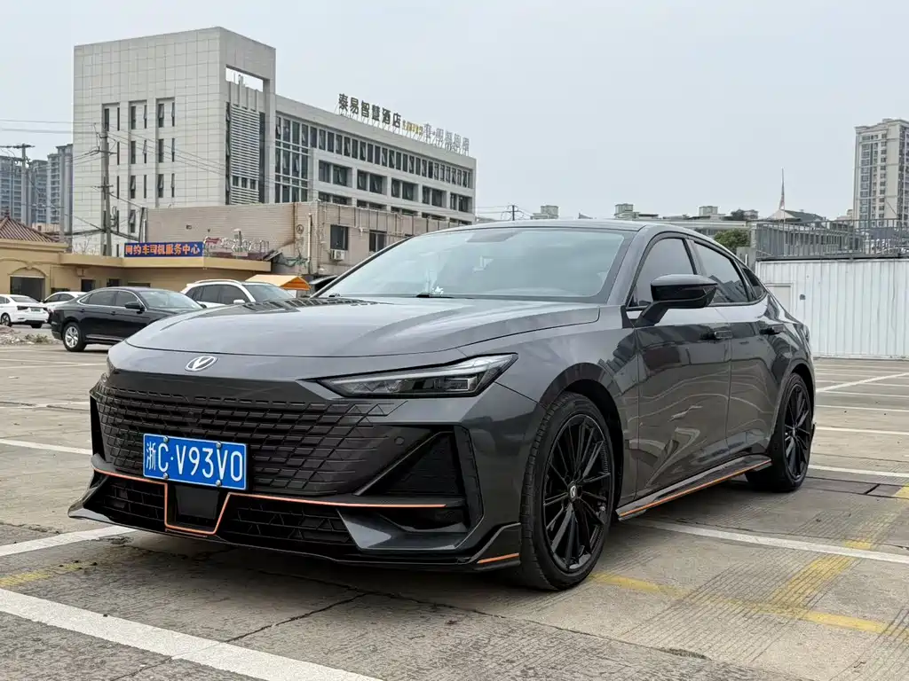 Changan UNI-V 2023
