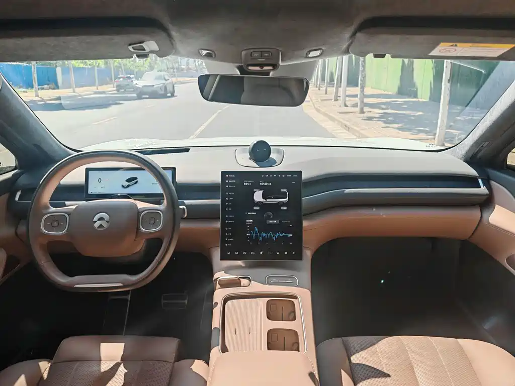 NIO ES8 — миниатюра 10