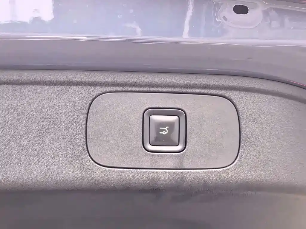 Leapmotor Leapmotor A10 — миниатюра 14