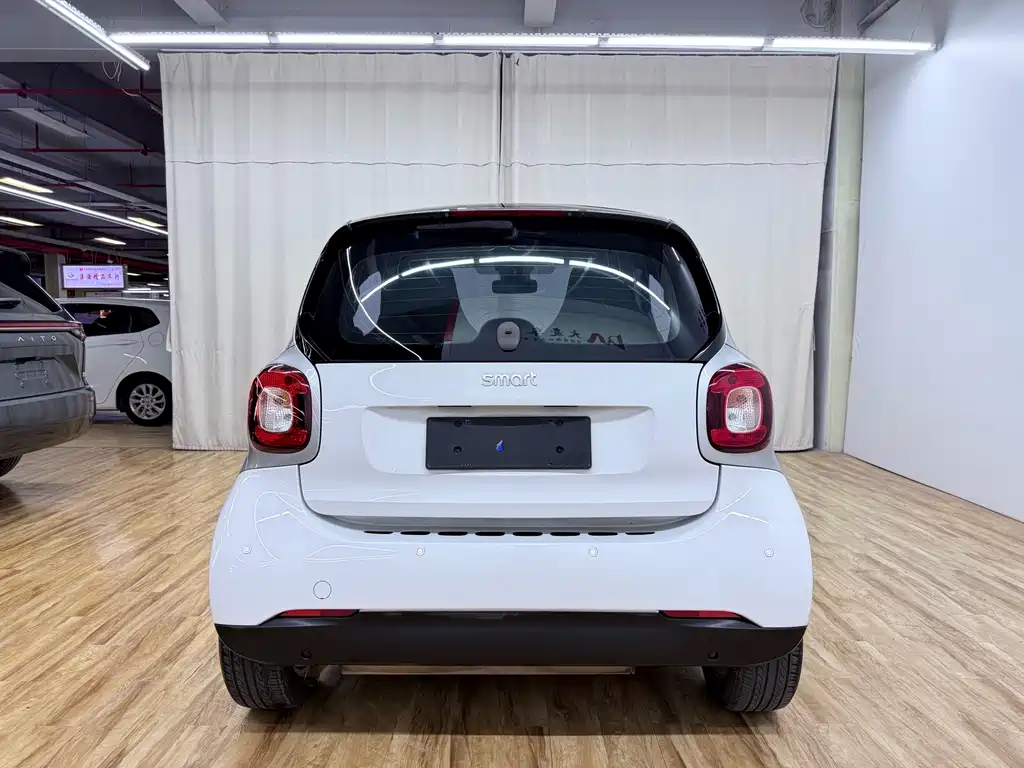 smart Smart Fortwo — миниатюра 4