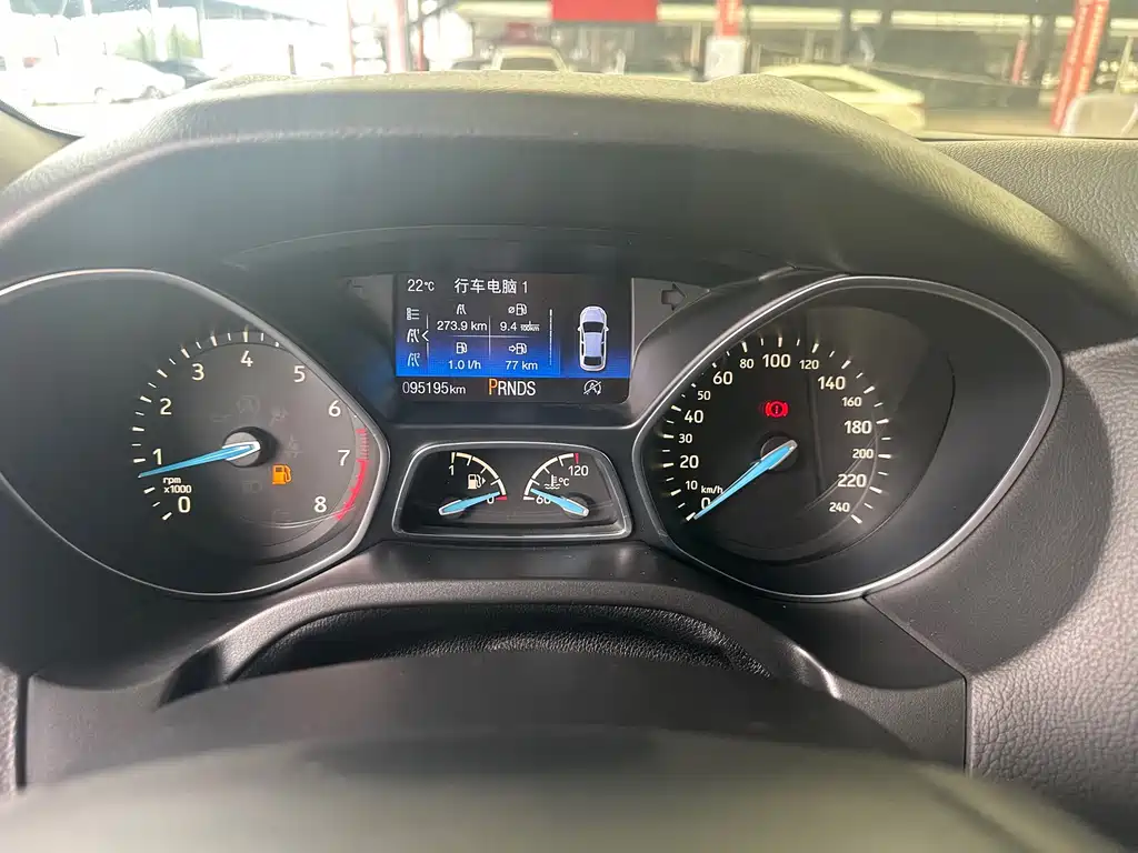 Ford Focus — миниатюра 15