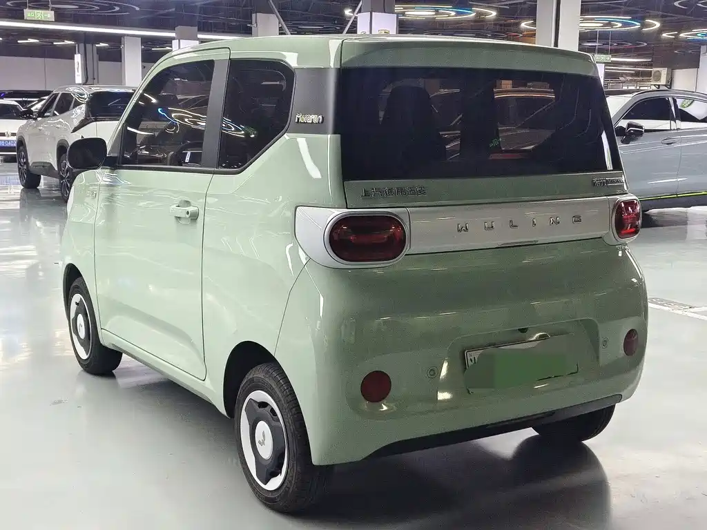 Wuling MINIEV — миниатюра 6