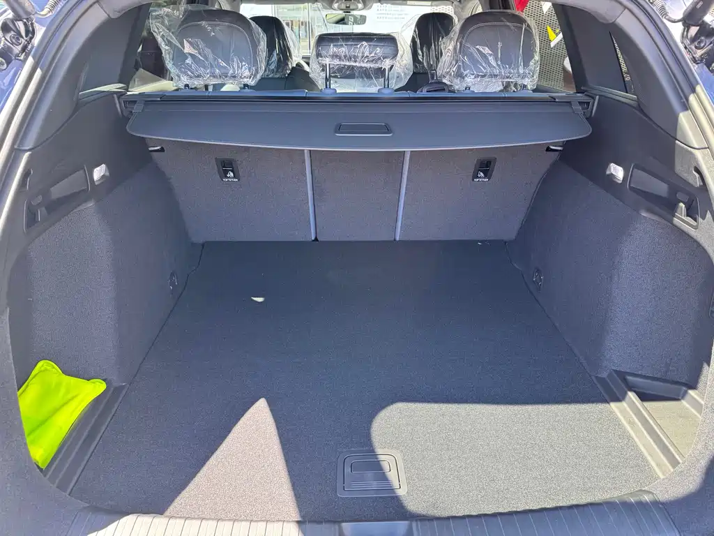 Audi Q6L e-tron
