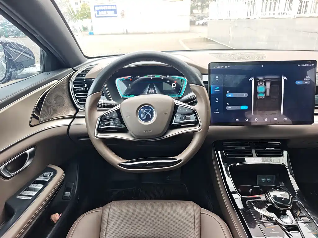 BYD Han — миниатюра 6