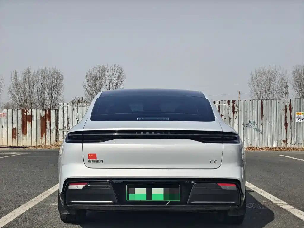 GEELY GALAXY GALAXY E8