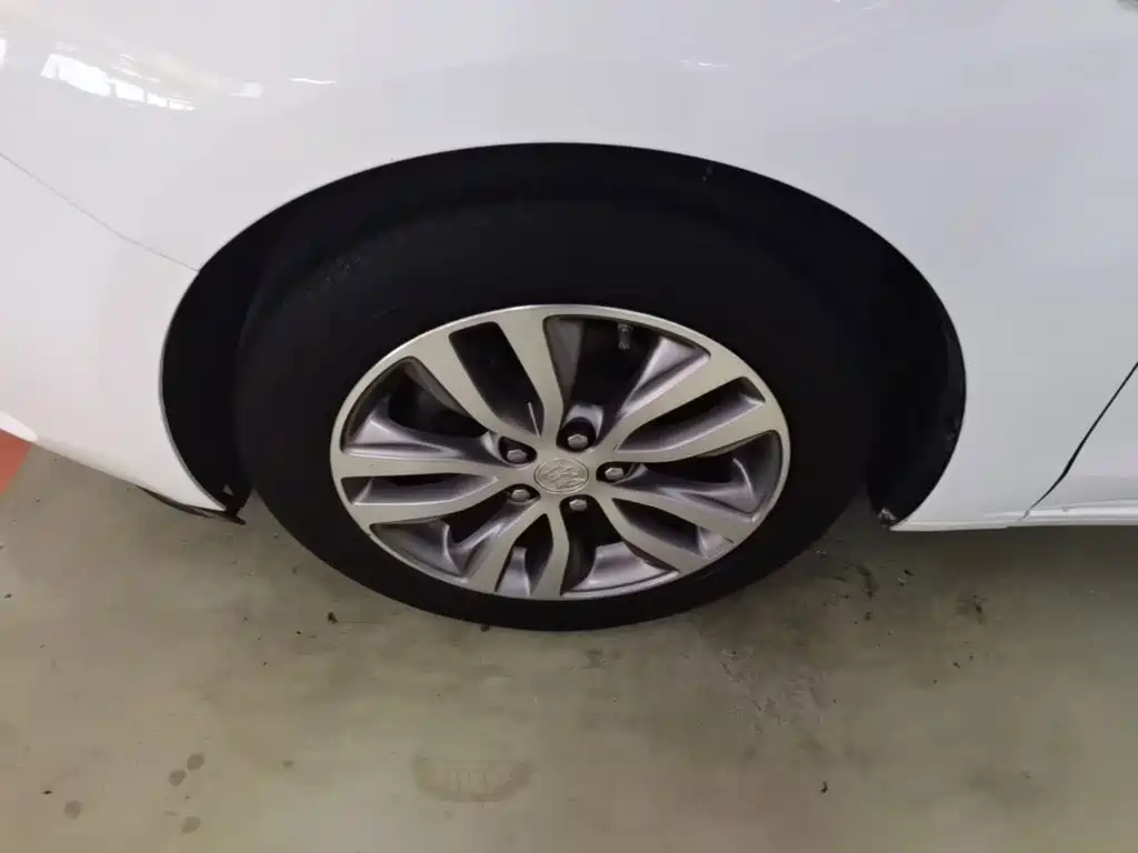 Buick Excelle — миниатюра 23