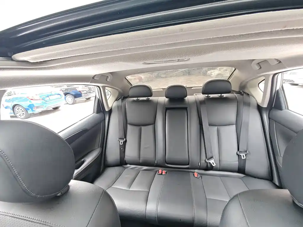 Nissan Sylphy — миниатюра 17