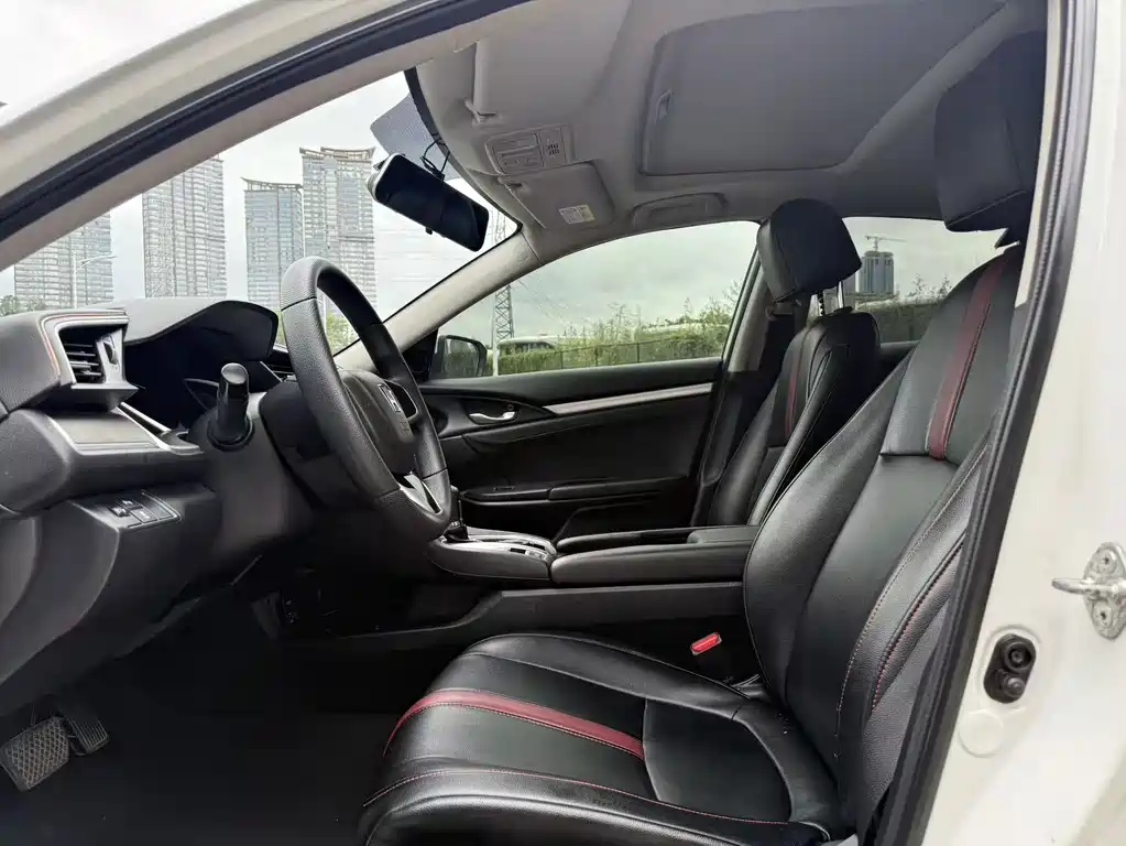 Honda Civic — миниатюра 4