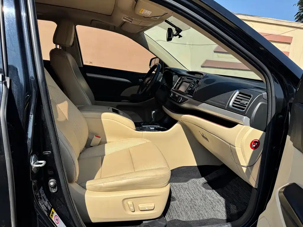 Toyota Highlander — миниатюра 14