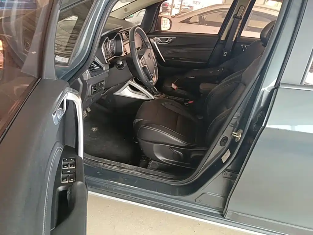 Geely Vision X3 — миниатюра 16