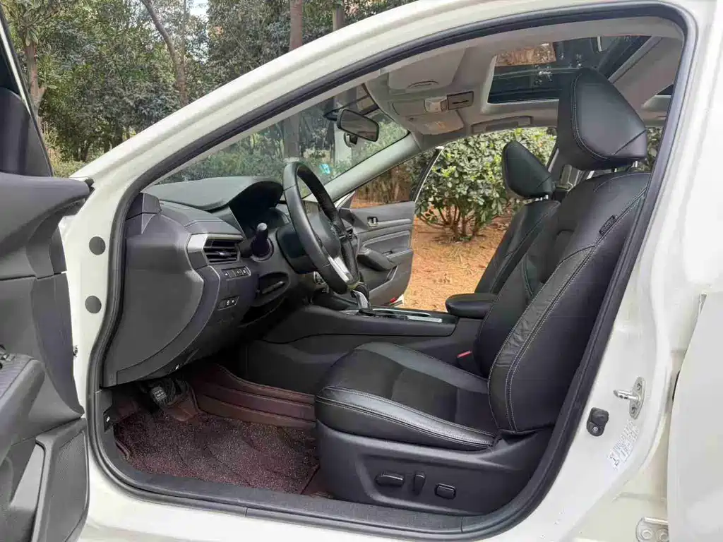 Nissan Teana — миниатюра 5