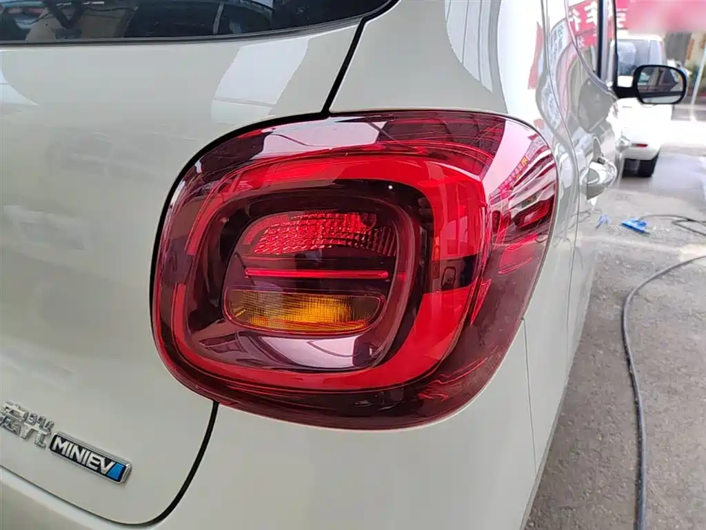 Wuling Mini EV MINIEV 2025