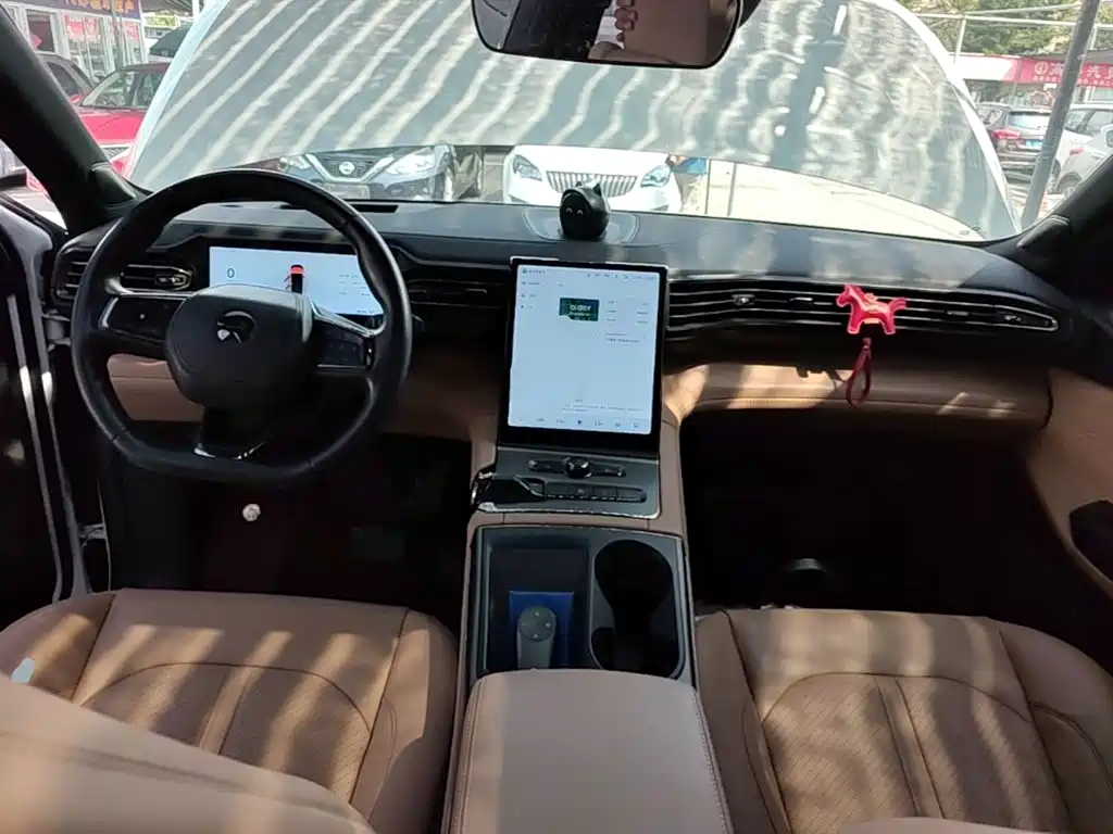 NIO ES6 — миниатюра 10
