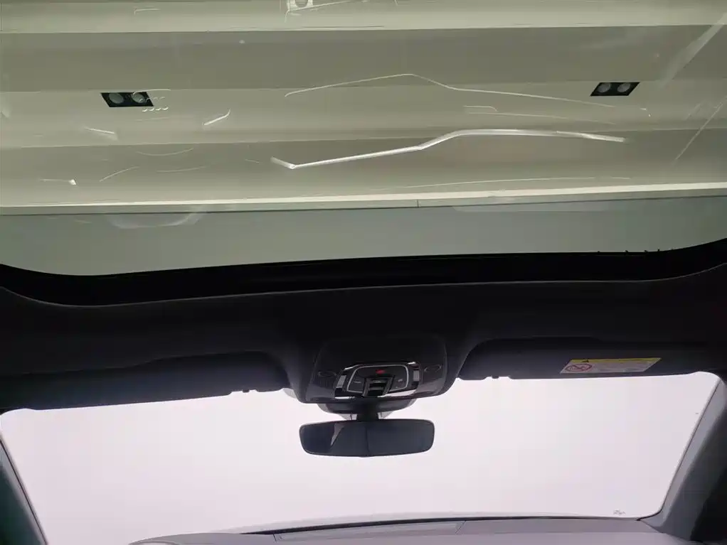 Audi A6L New Energy — миниатюра 13