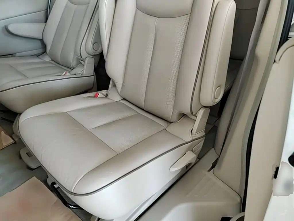 Nissan Quest — миниатюра 17