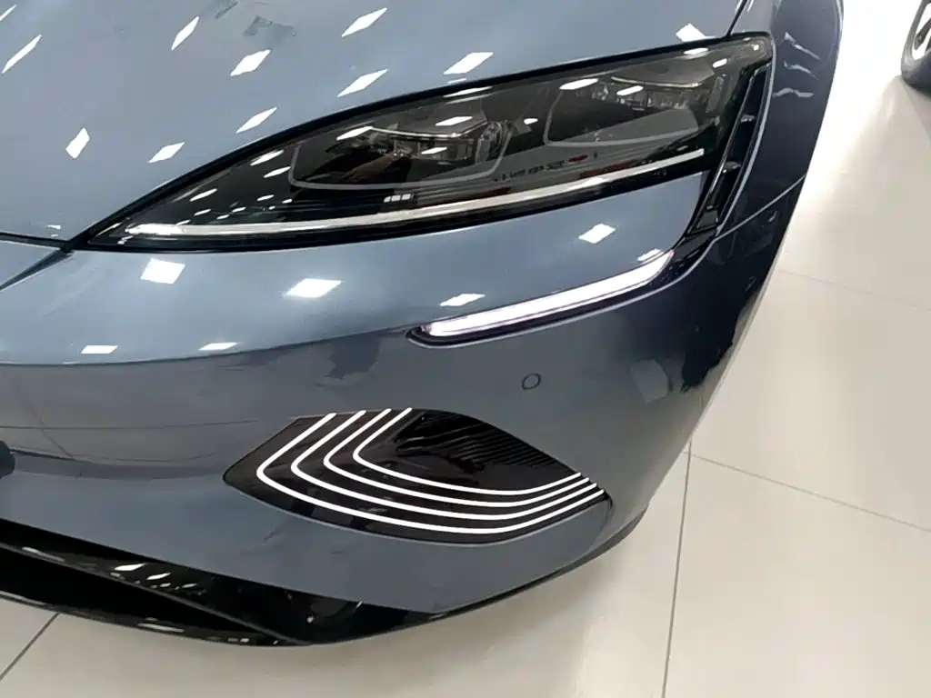 BYD Seal — миниатюра 24