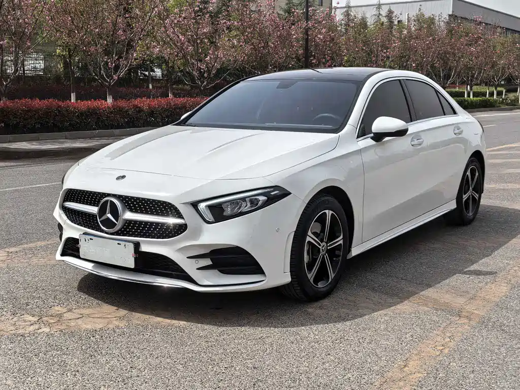 Mercedes-Benz A-Class — миниатюра 3