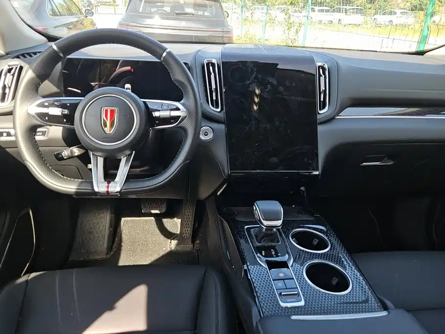 Hongqi Hongqi HS3 PHEV — миниатюра 12