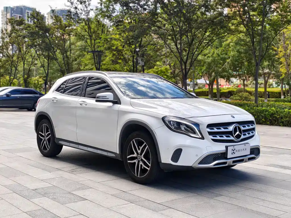 Mercedes-Benz GLA — миниатюра 3