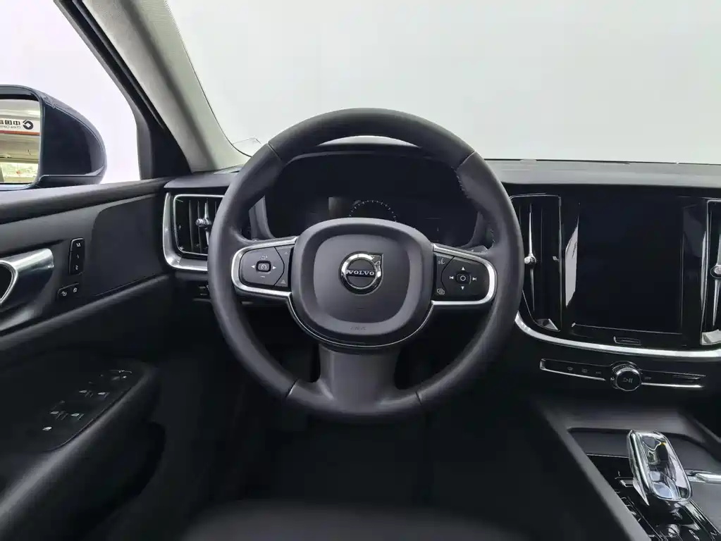 Volvo S60 — миниатюра 12