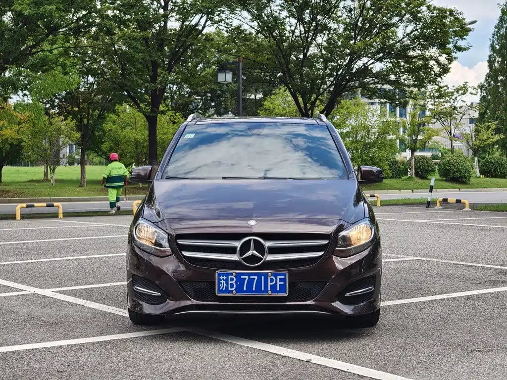 Mercedes-Benz B-Class — миниатюра 2