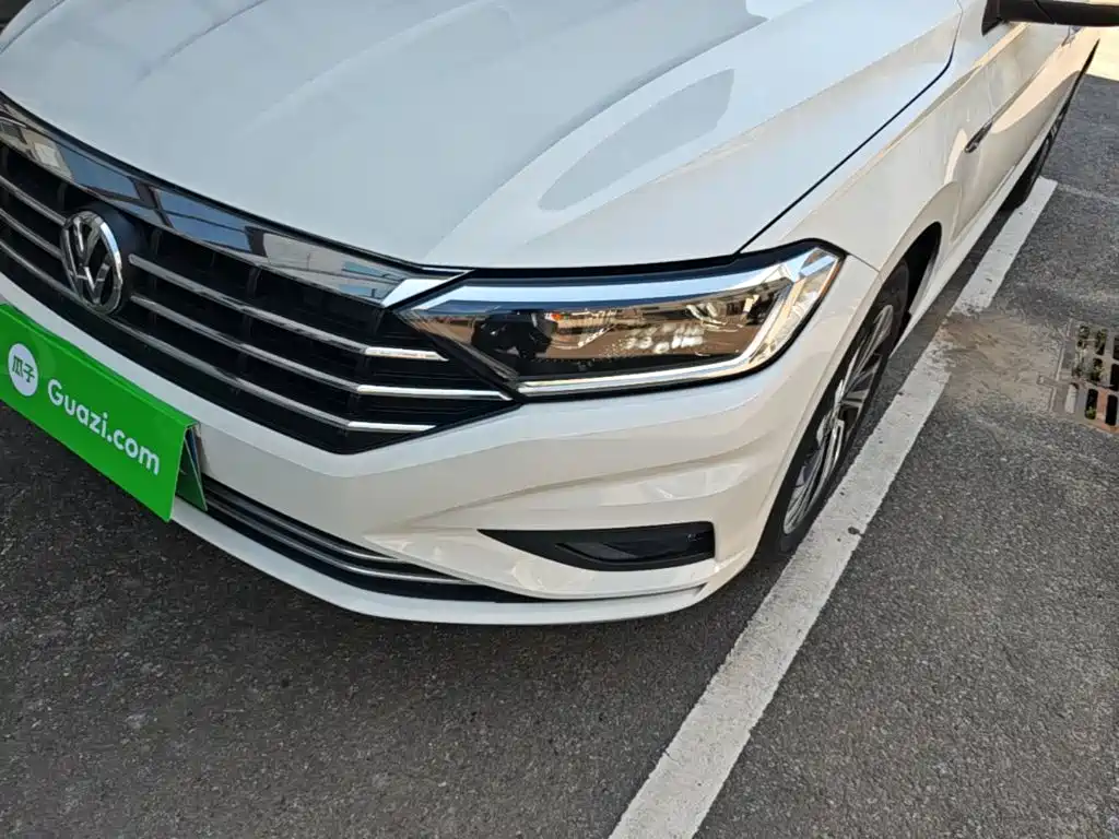 Volkswagen Sagitar — миниатюра 24