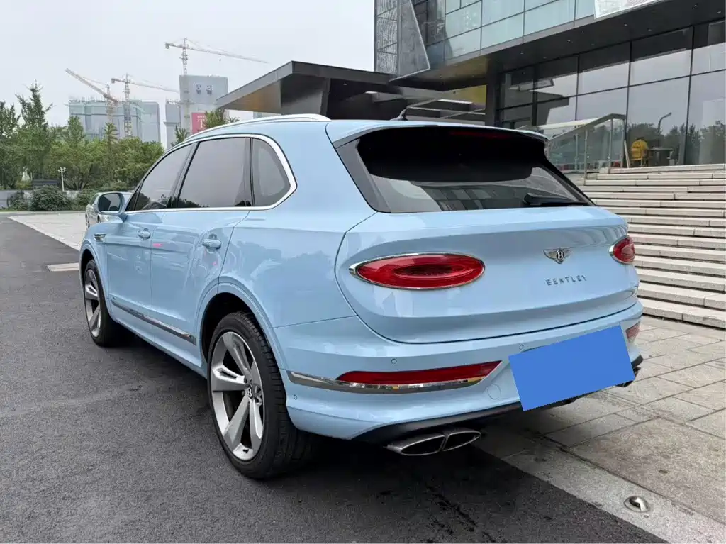 Bentley Bentayga — миниатюра 5