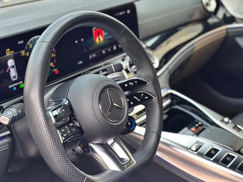 Mercedes-Benz AMG GT — миниатюра 9