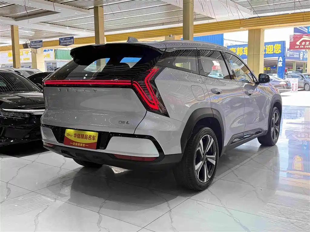 Geely Boyue L — миниатюра 6