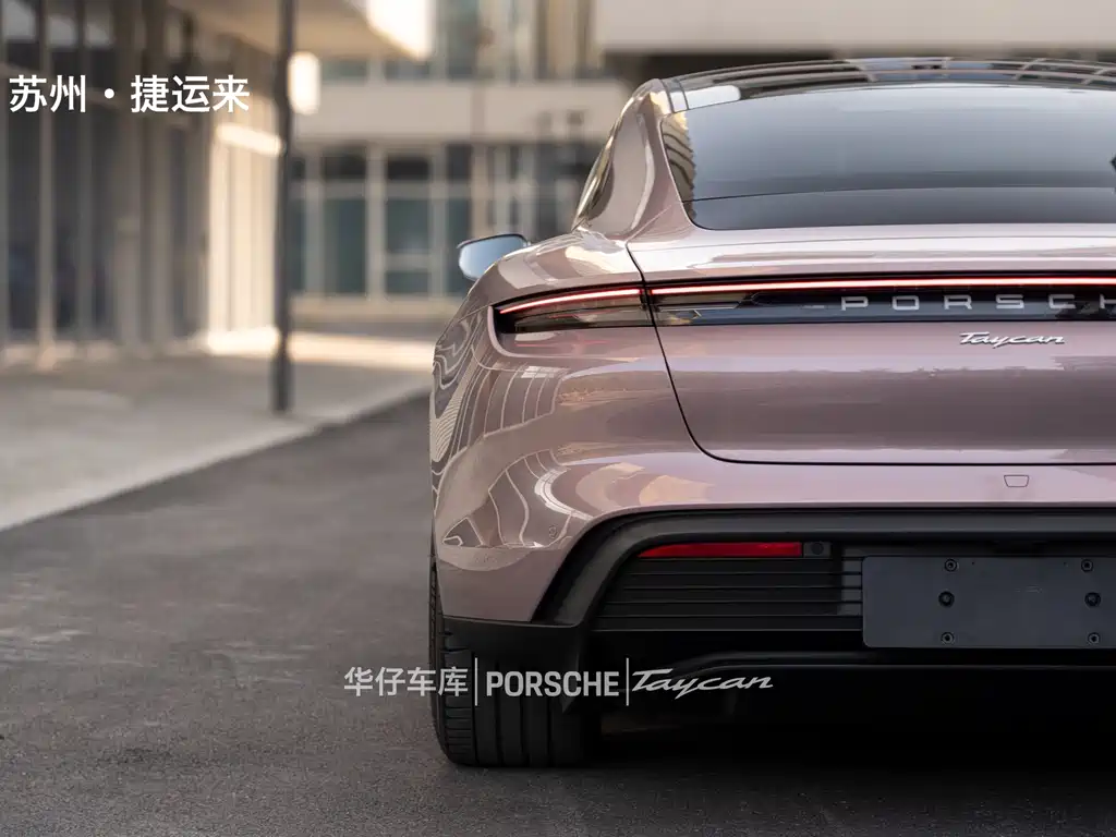Porsche Taycan — миниатюра 9