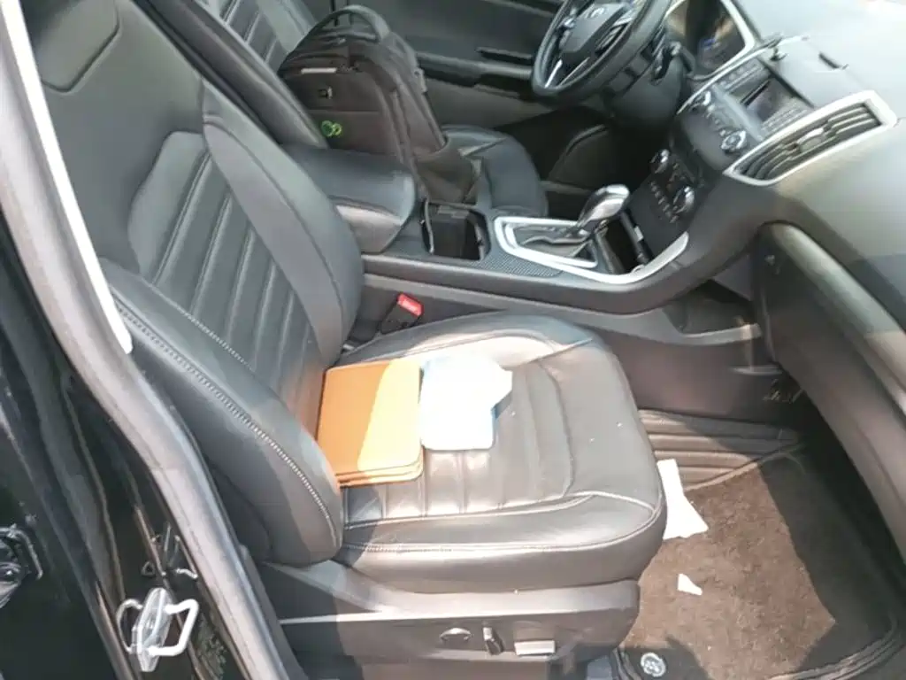 Ford Edge — миниатюра 25