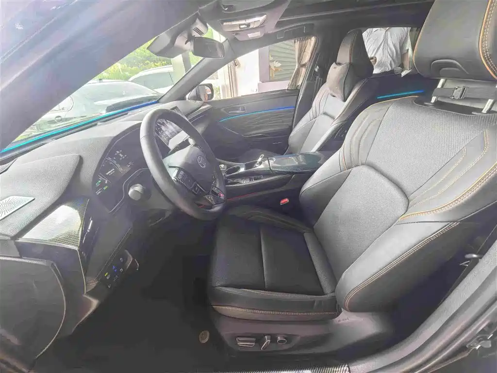 Toyota Avalon — миниатюра 6
