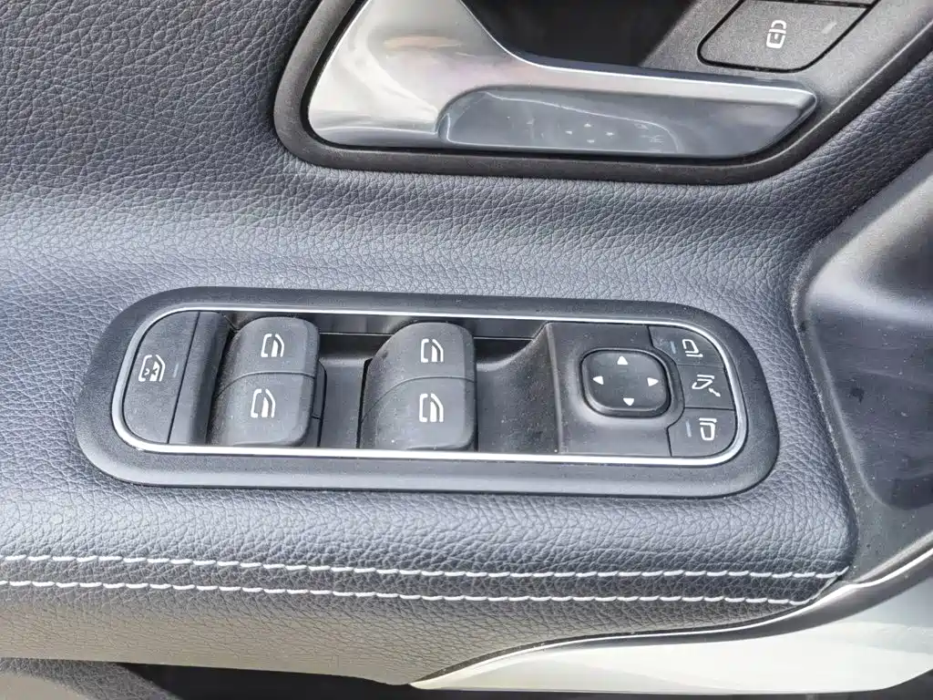 Mercedes-Benz A-Class — миниатюра 27
