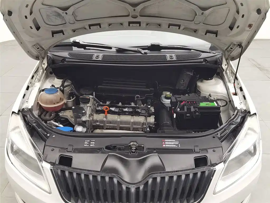 Skoda Fabia 2012 1.4L MT