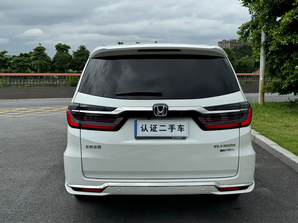 Honda Elysion — миниатюра 5