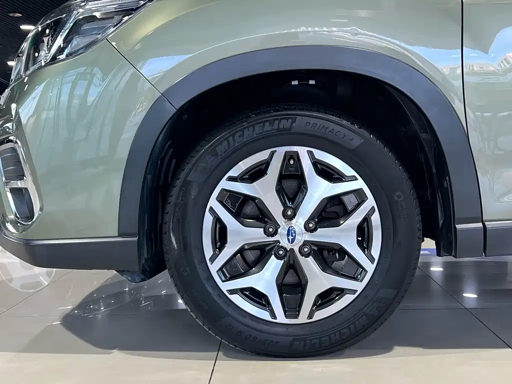 Subaru Forester 2019 2.0i Luxury EyeSight