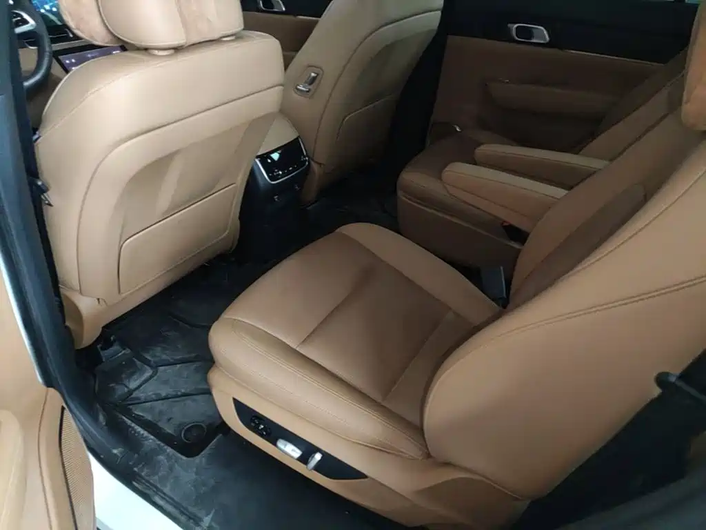 Li Auto Li ONE — миниатюра 17