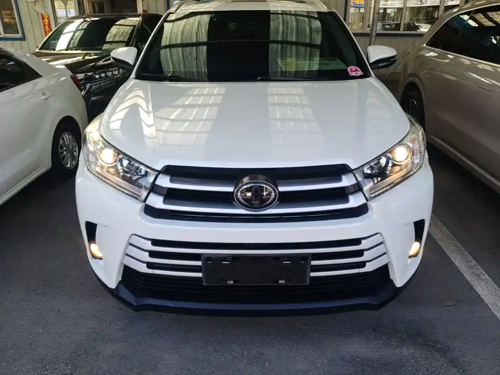 Toyota Highlander — миниатюра 3