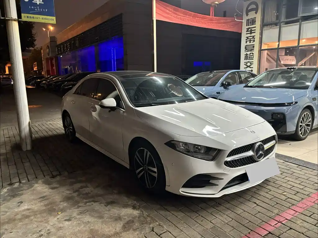Mercedes-Benz A-Class — миниатюра 3