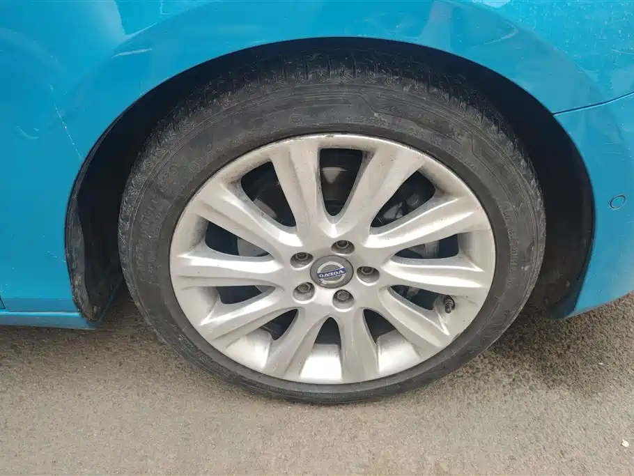 Volvo V40 2015 1.6T Sport
