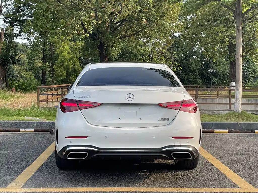Mercedes-Benz C-Class — миниатюра 5