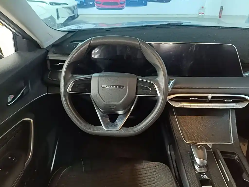 Venucia V — миниатюра 11