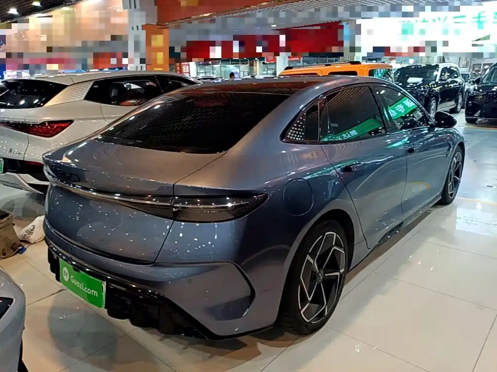 BYD Seal — миниатюра 5