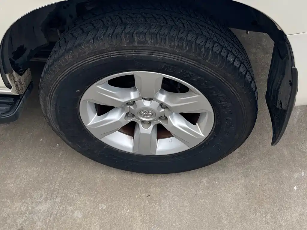 Toyota Prado (Import) — миниатюра 7