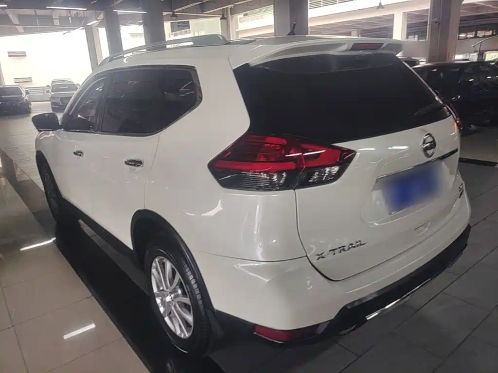 Nissan X-Trail — миниатюра 23