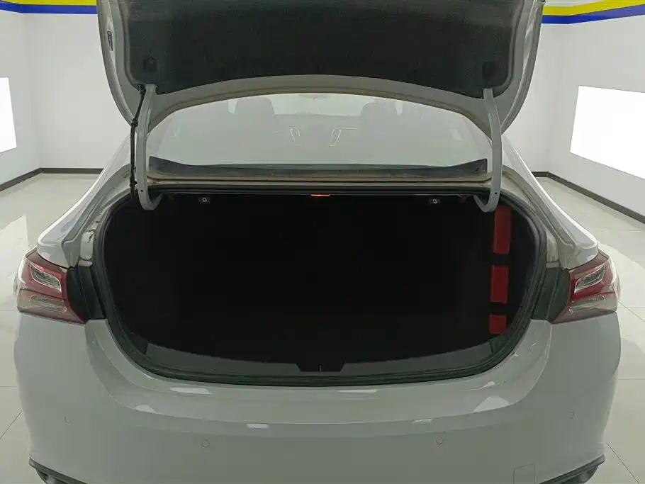 CHEVROLET MAI RUIBAO XL