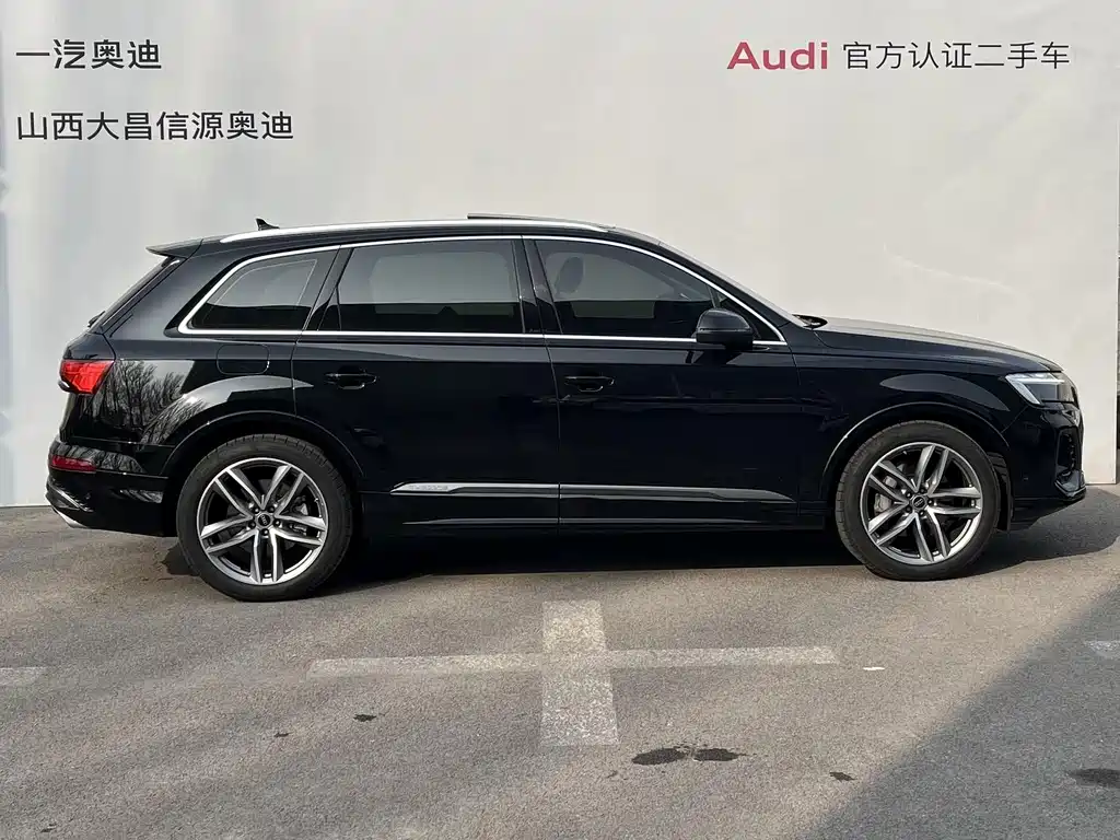 Audi Q7 — миниатюра 4