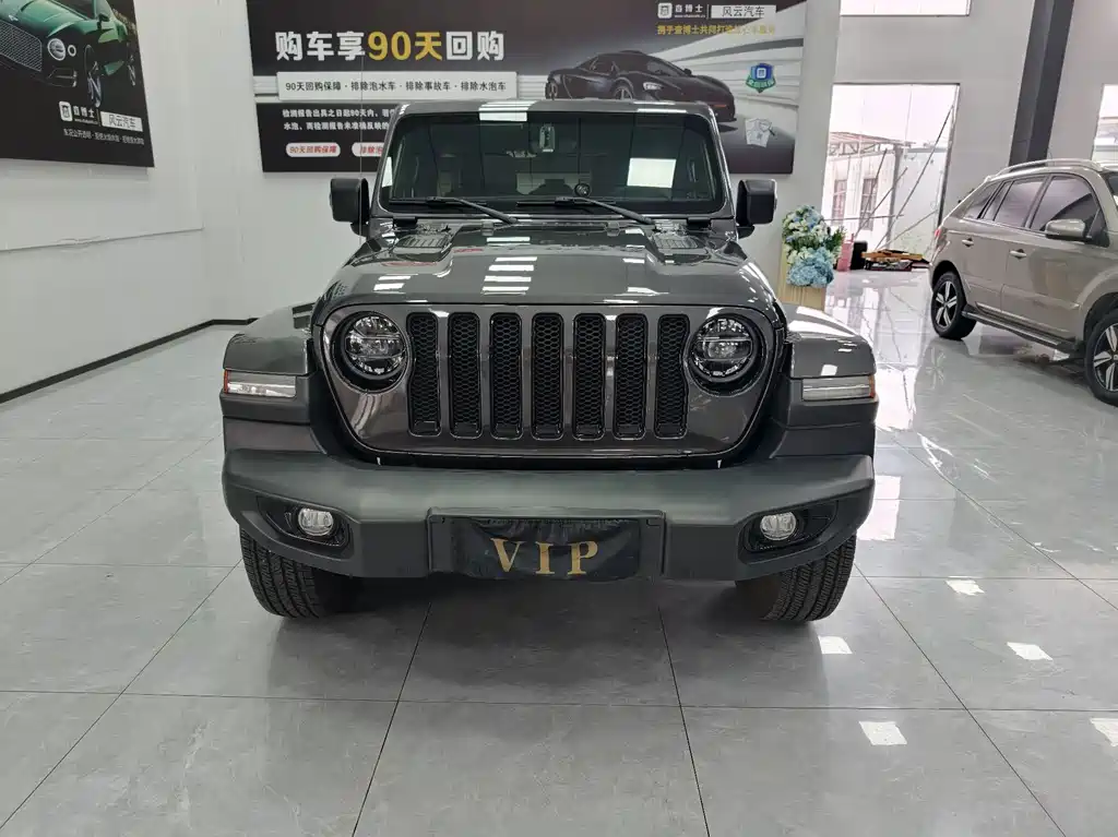 Jeep Wrangler — миниатюра 3